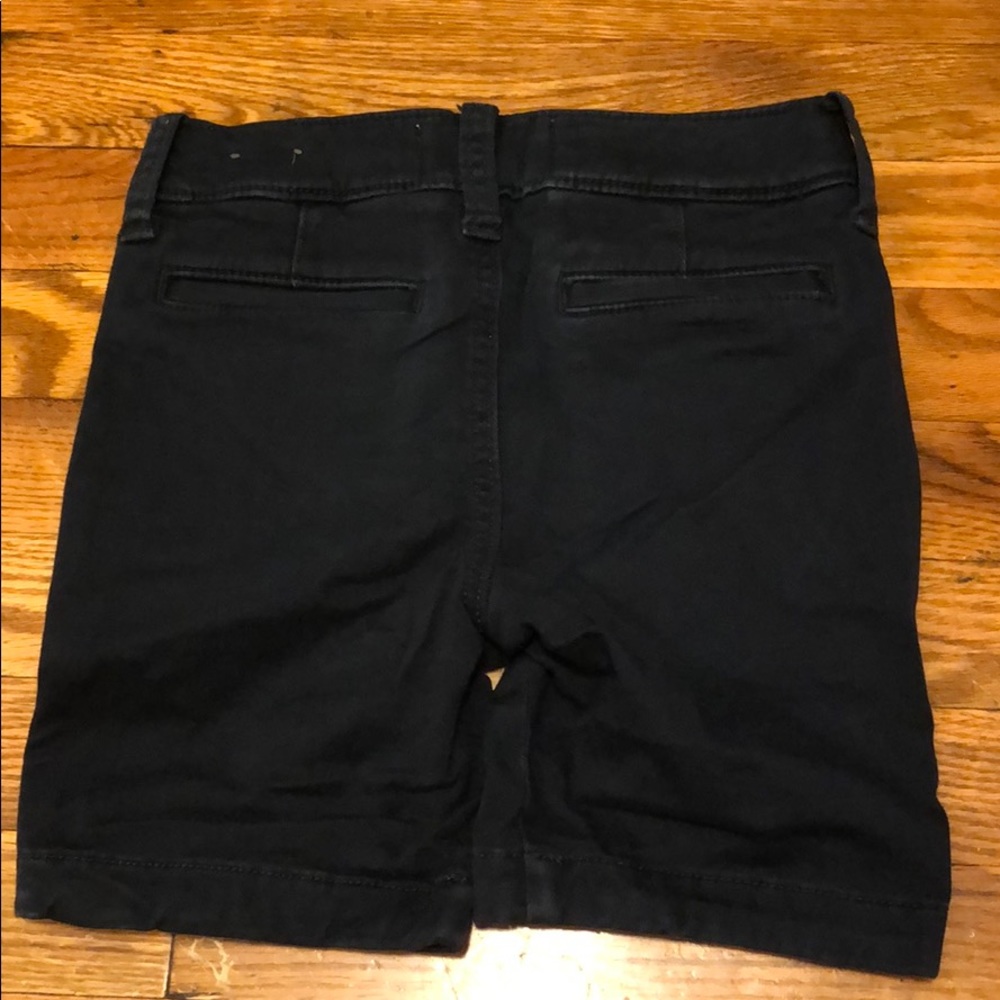 Shorts - Picture 2 of 4
